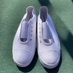 Comfort view White Slip-On Sneakers